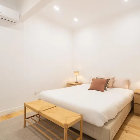 Santos Cozy Design